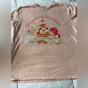 Strawberry shortcake t shirt! 🍓🍰❤️ only worn once